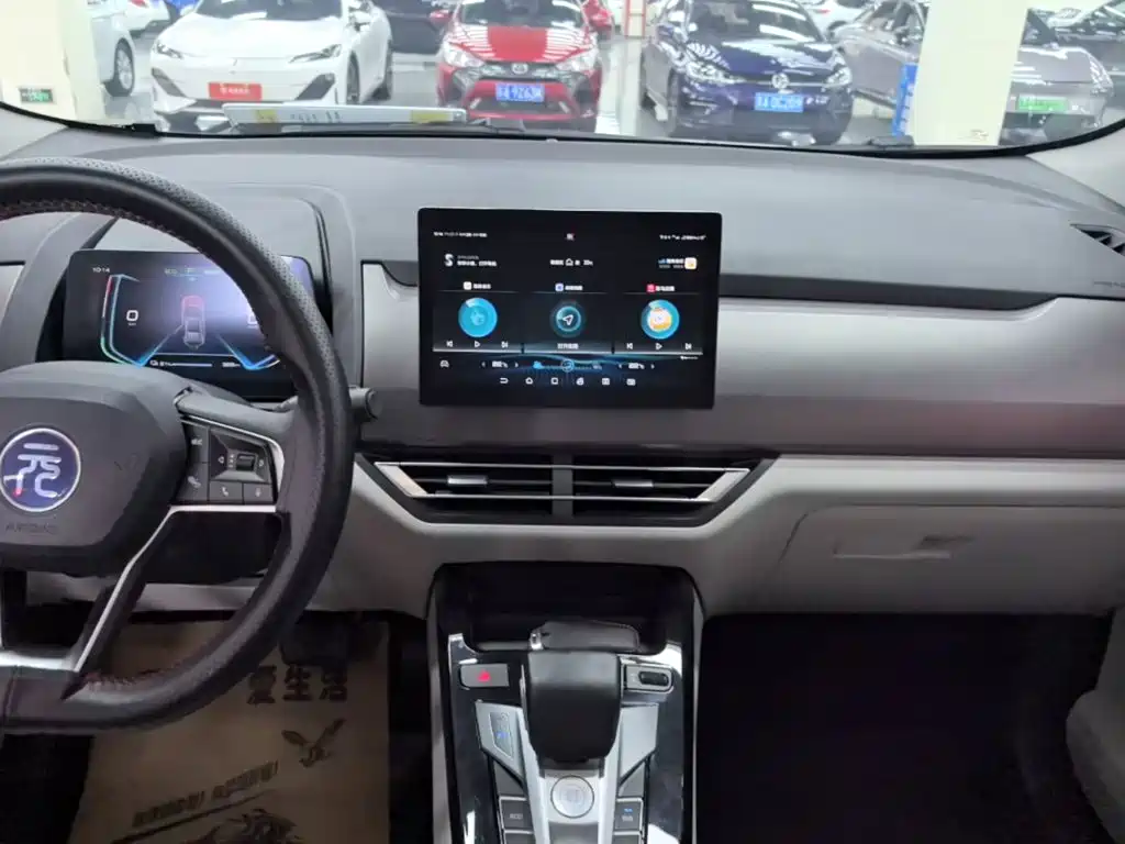 BYD Yuan Pro — миниатюра 13