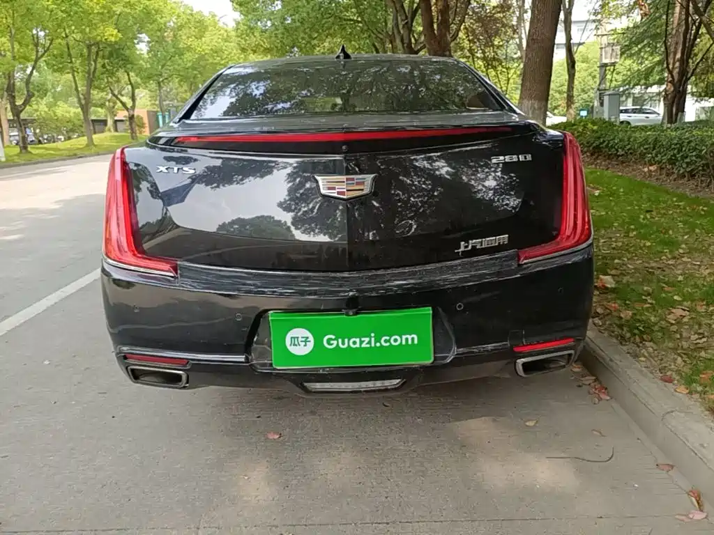 Cadillac XTS — миниатюра 6