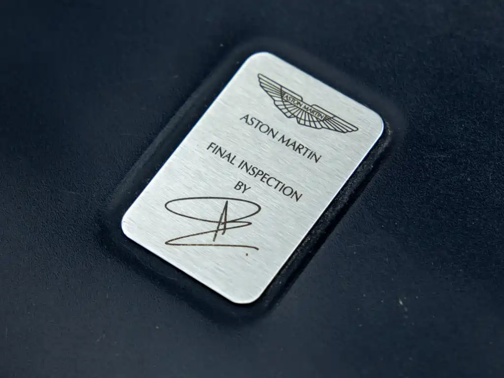 Aston Martin Rapide — миниатюра 44