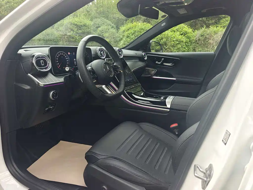 Mercedes-Benz C-Class — миниатюра 24