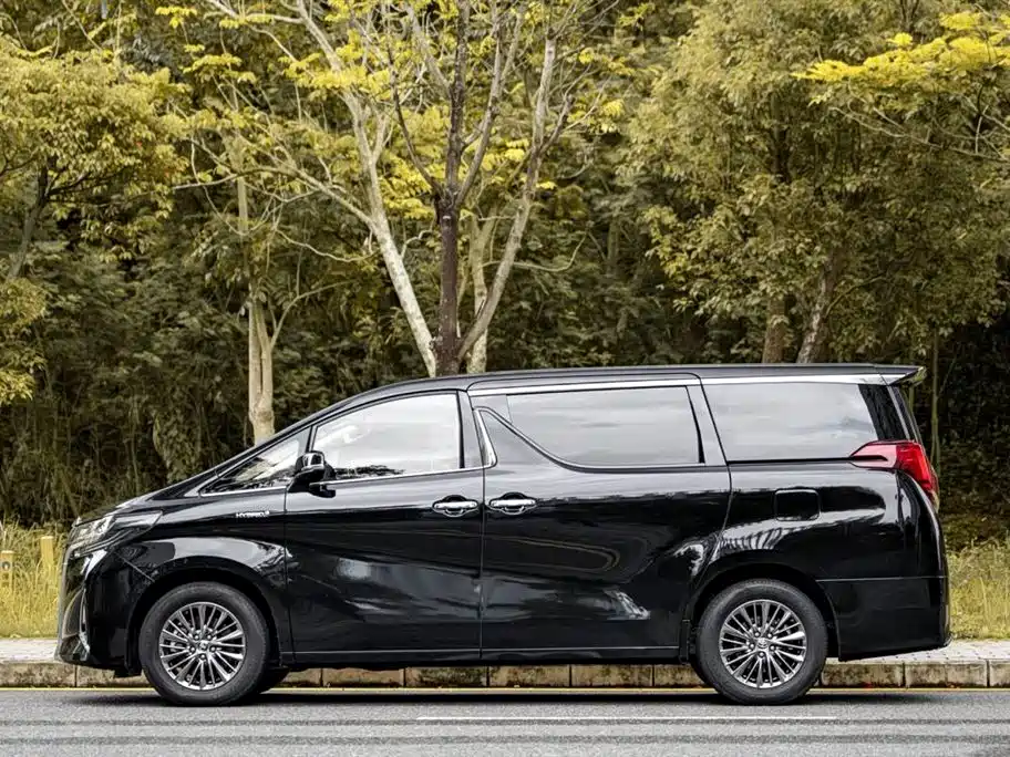 Toyota Alphard 2019 2.5L Luxury