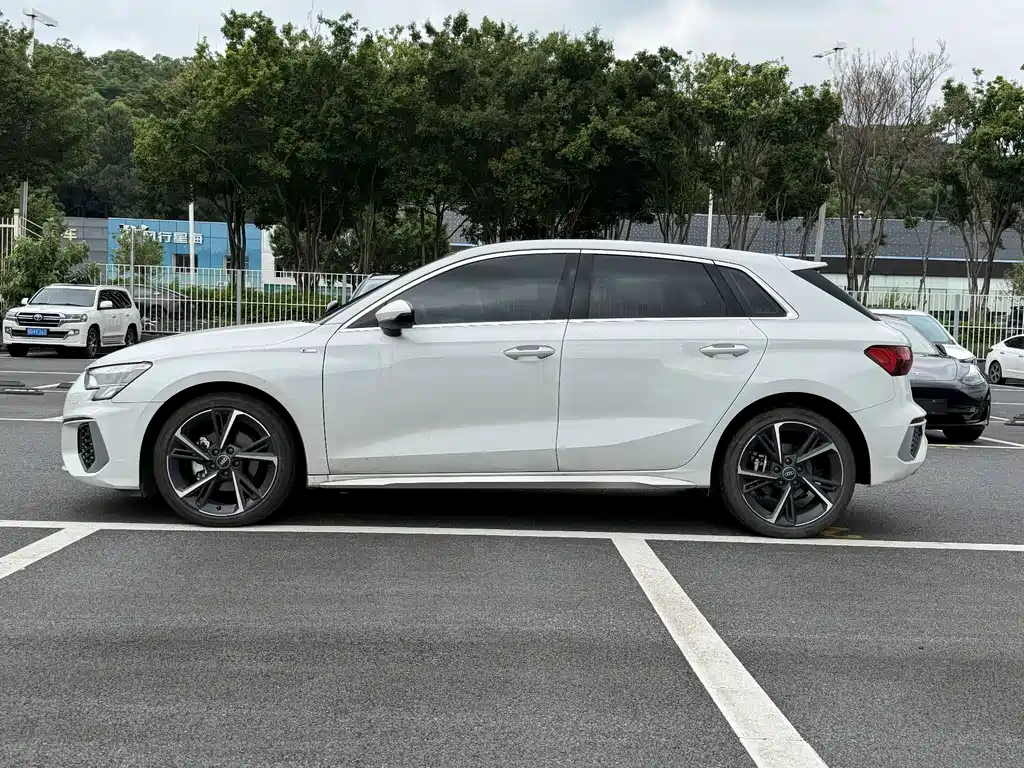 Audi A3 — миниатюра 12