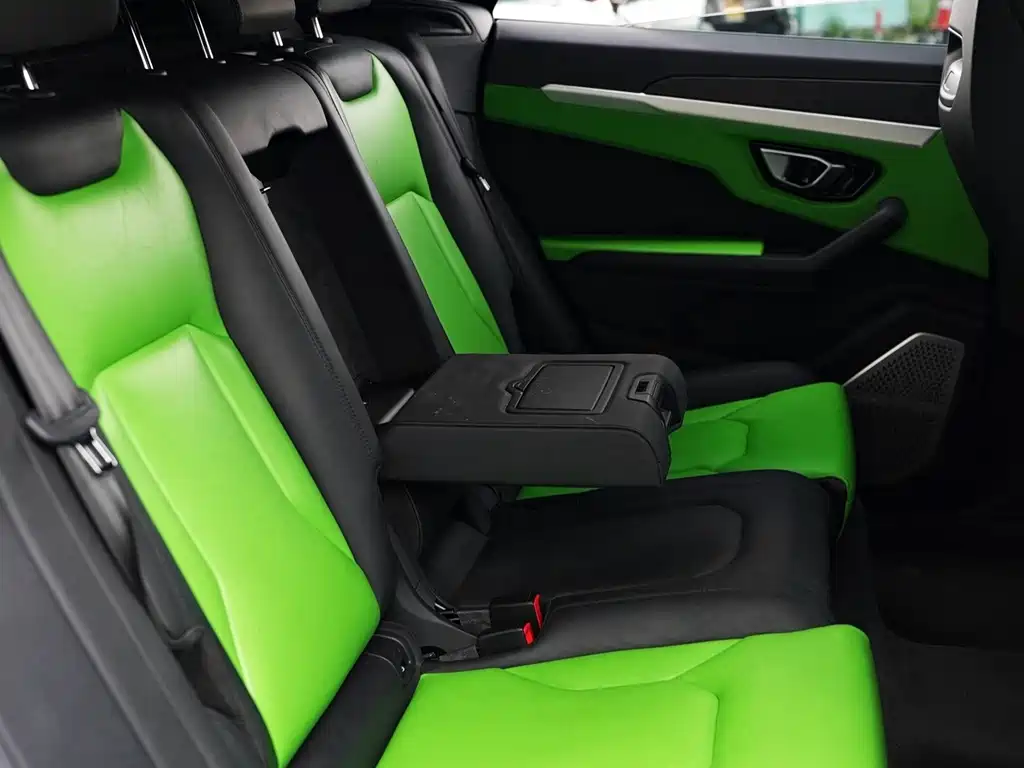 Lamborghini Urus — миниатюра 16