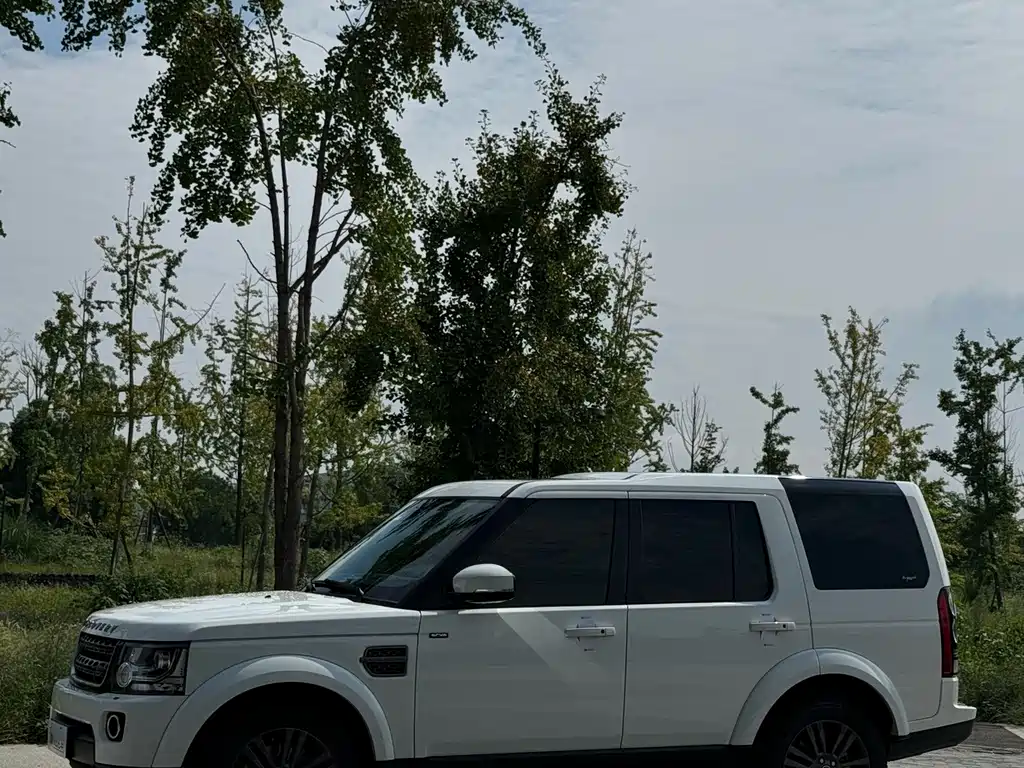 Land Rover Discovery — миниатюра 5