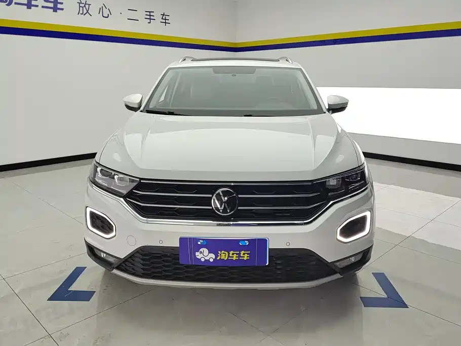 Volkswagen T-Roc — миниатюра 2