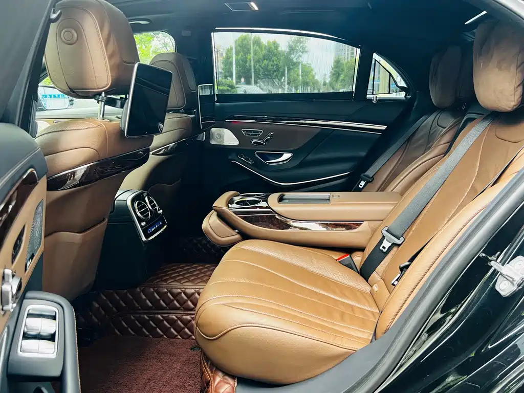 Mercedes-Benz S-Class — миниатюра 10