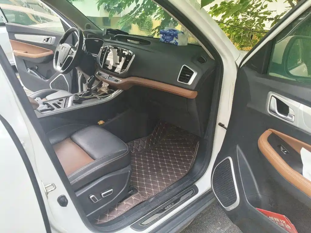 Geely Vision X6 — миниатюра 18