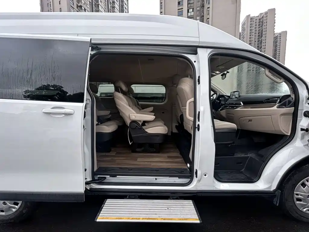 IVECO Juxing — миниатюра 20