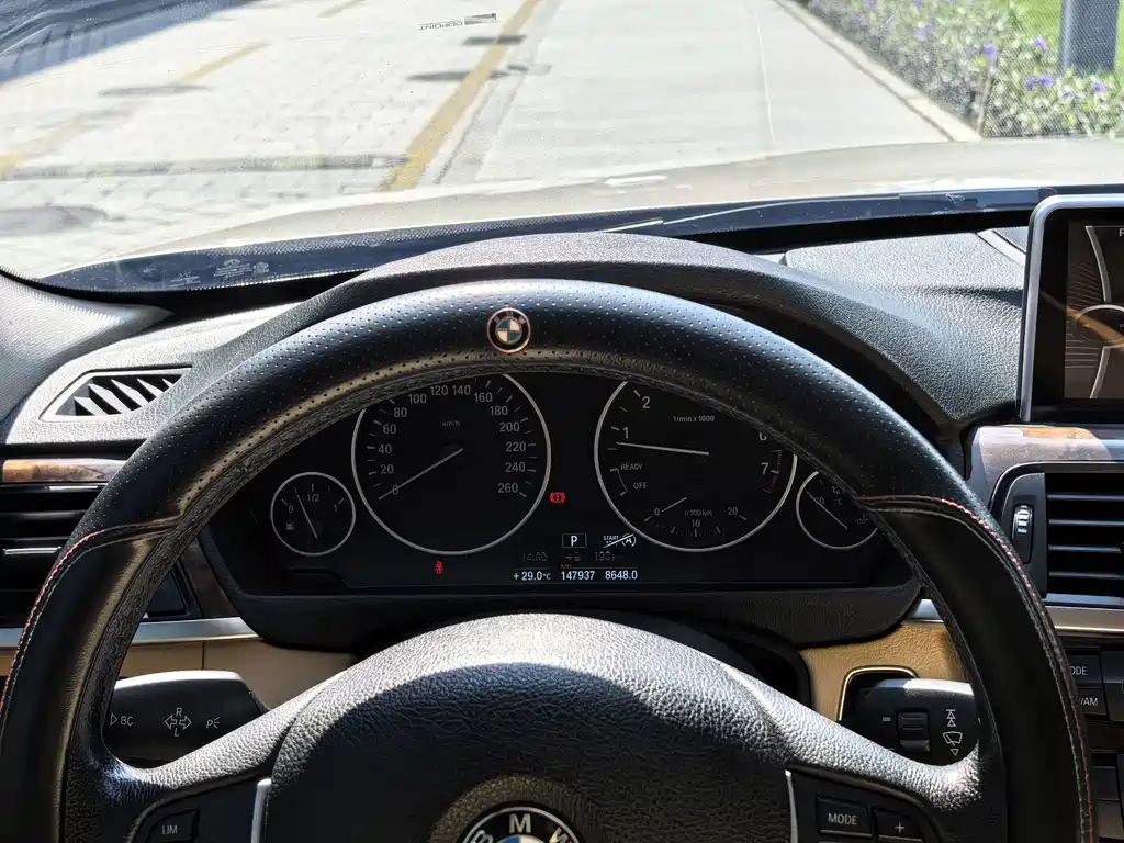 BMW 3 Series — миниатюра 12