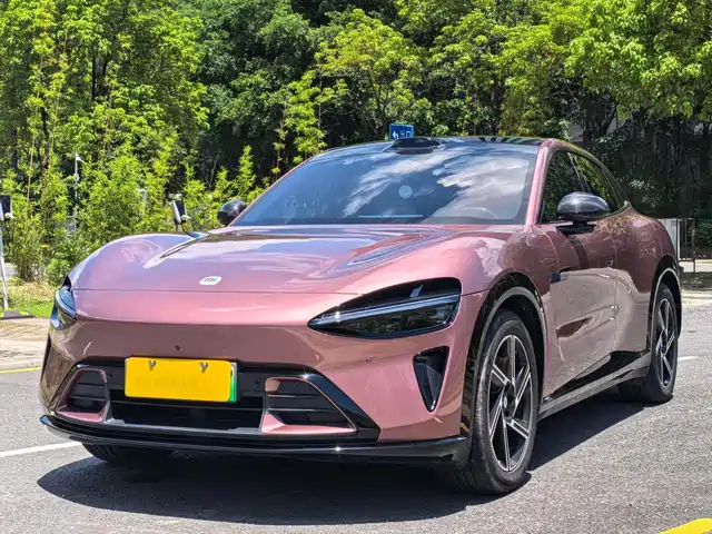 XIAOMI CAR XIAOMI YU7 2025