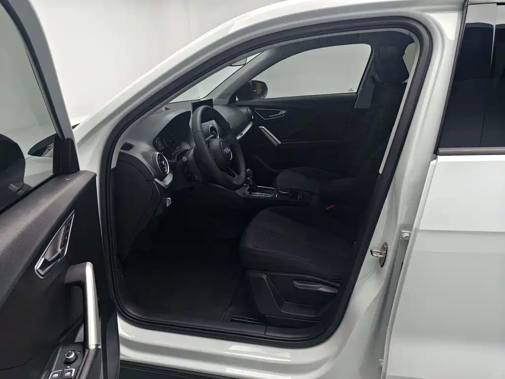 Audi Q2L — миниатюра 18