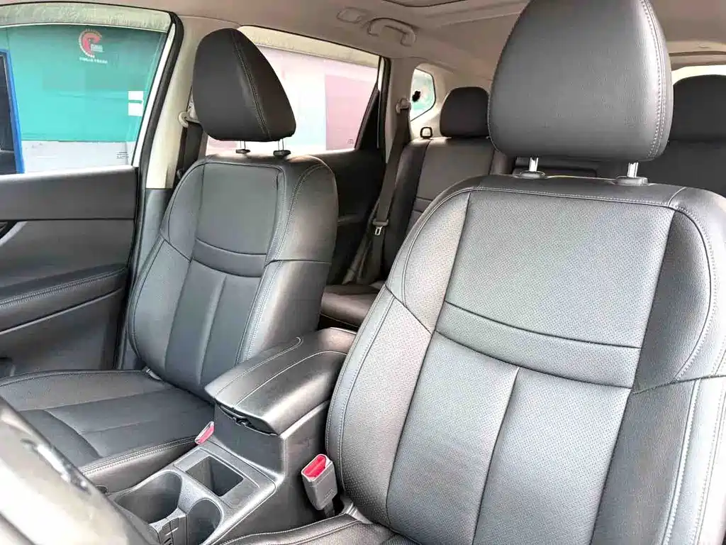 Nissan X-Trail — миниатюра 11