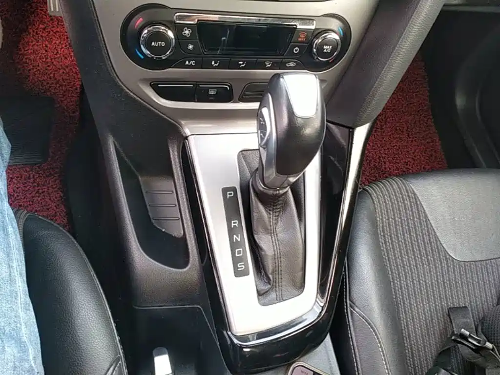 Ford Focus — миниатюра 14