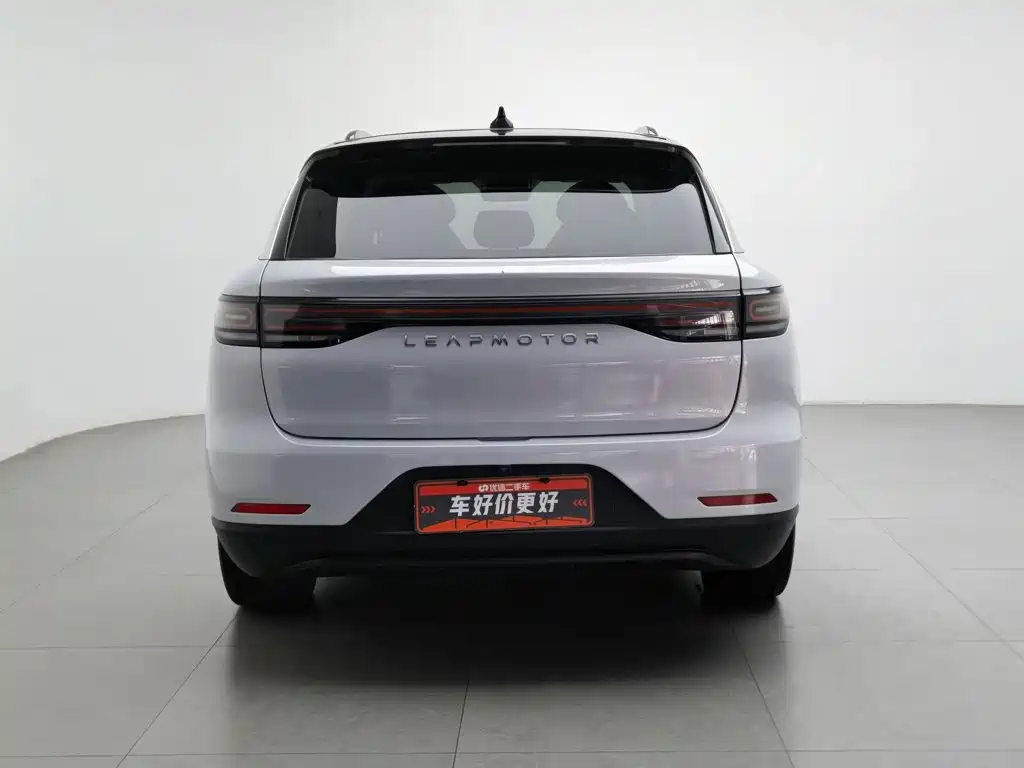 Leapmotor Leapmotor C11 — миниатюра 4