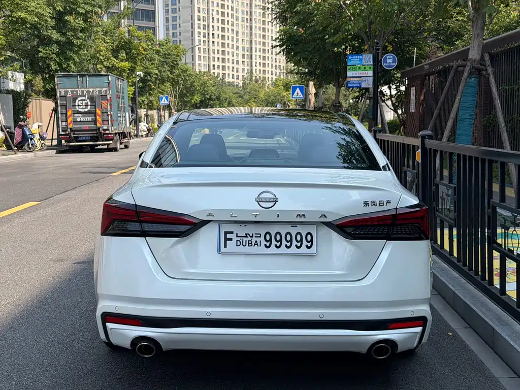 Nissan Teana — миниатюра 5
