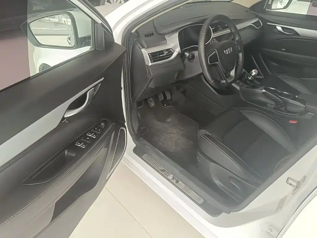 Geely Emgrand — миниатюра 16
