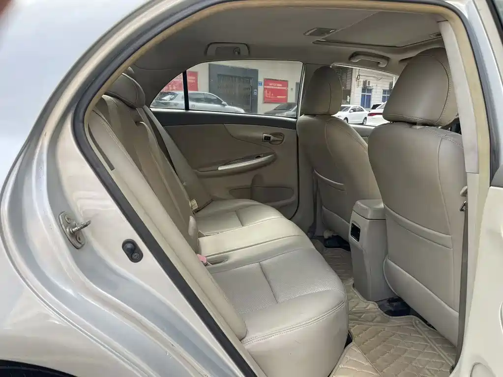 Toyota Corolla — миниатюра 11