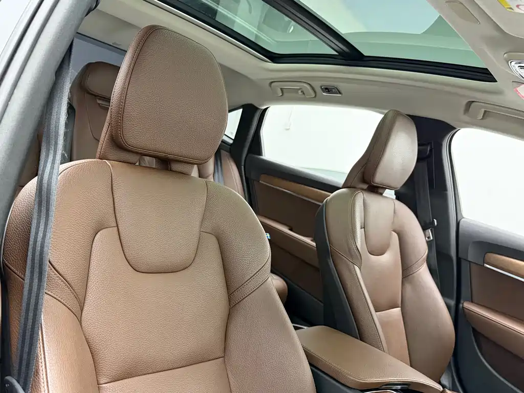Volvo S90 — миниатюра 21