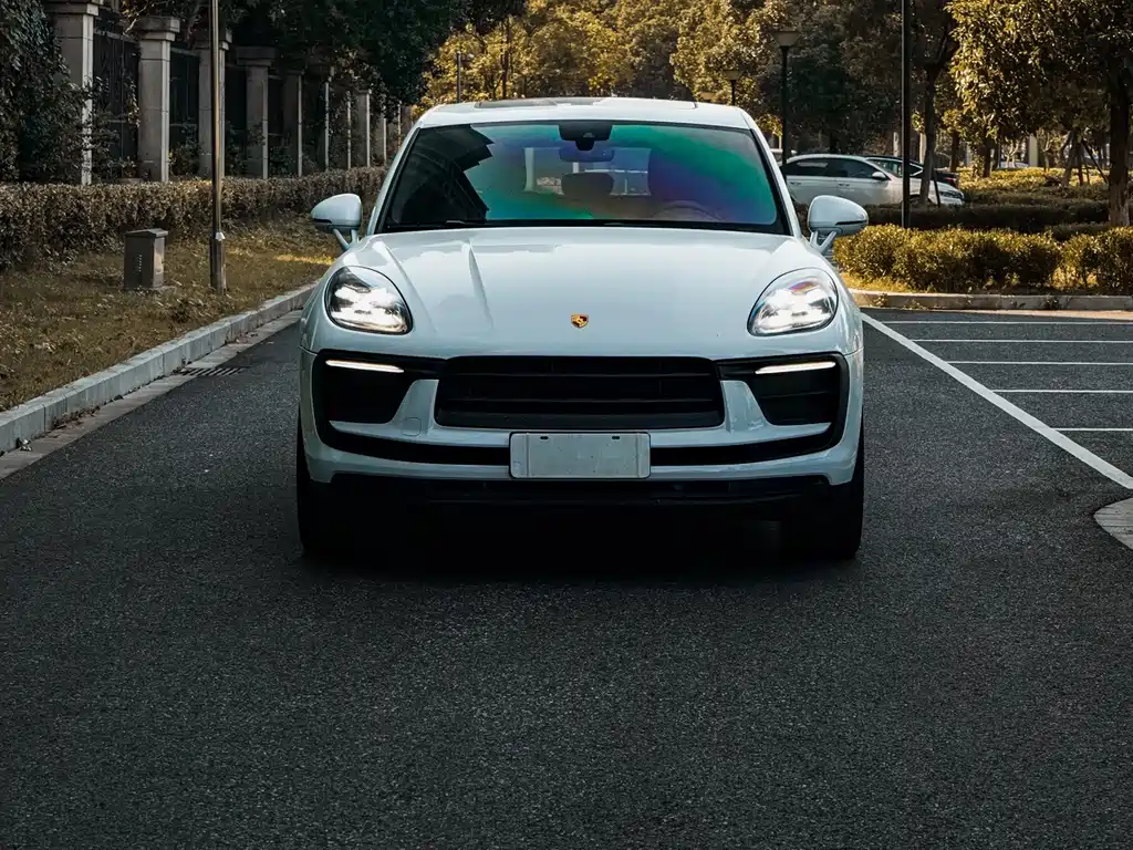 Porsche Macan — миниатюра 2