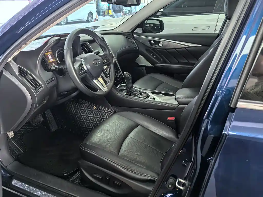 Infiniti Q50L — миниатюра 7