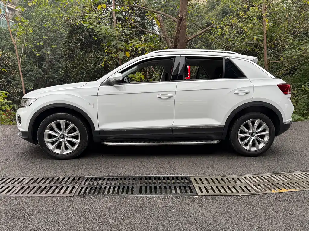 VOLKSWAGEN T ROC EXPLORING SONGS