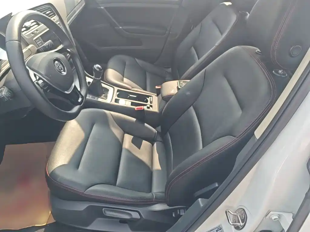 Volkswagen Golf — миниатюра 15