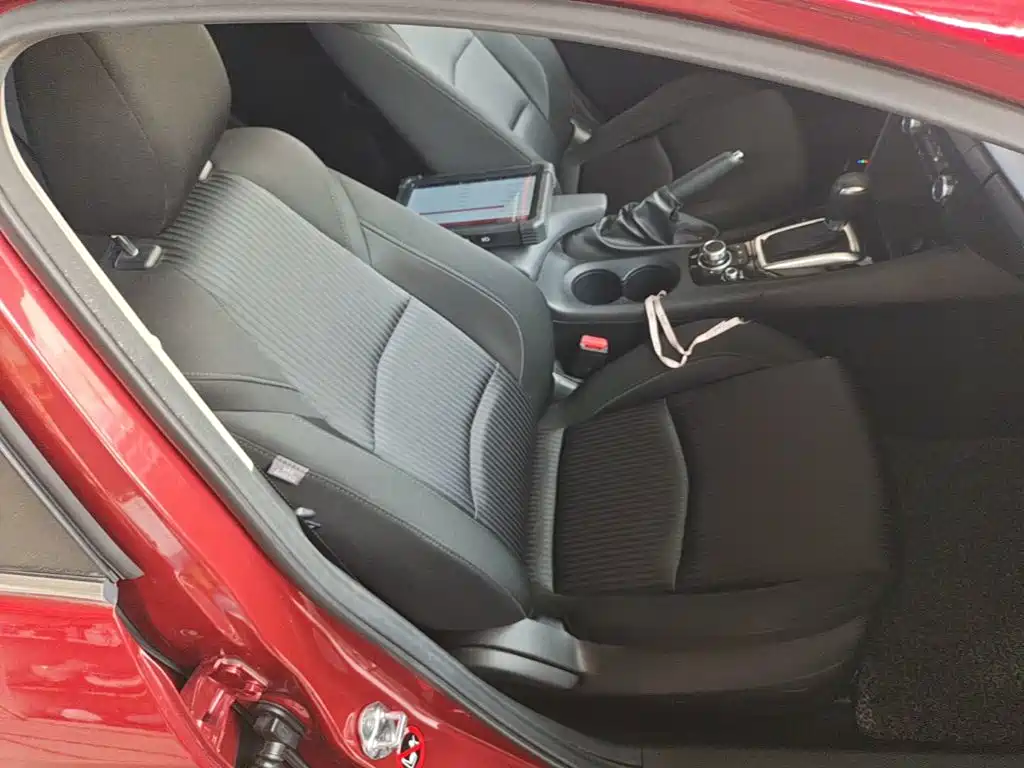 Mazda 3 Axela — миниатюра 25