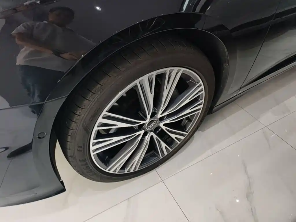 Audi A6L — миниатюра 23