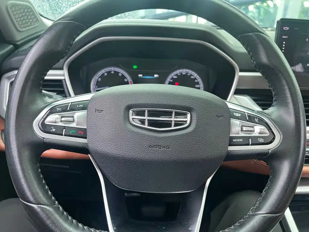 Geely Vision X6 — миниатюра 12