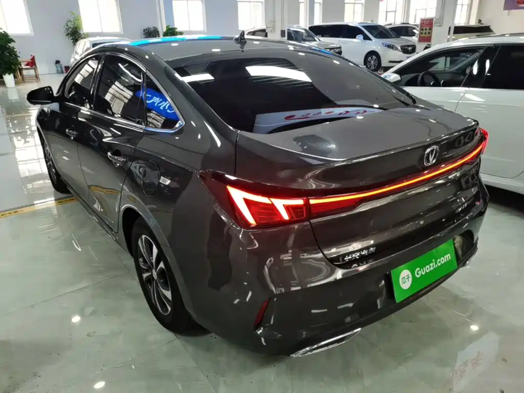 Changan Eado — миниатюра 5