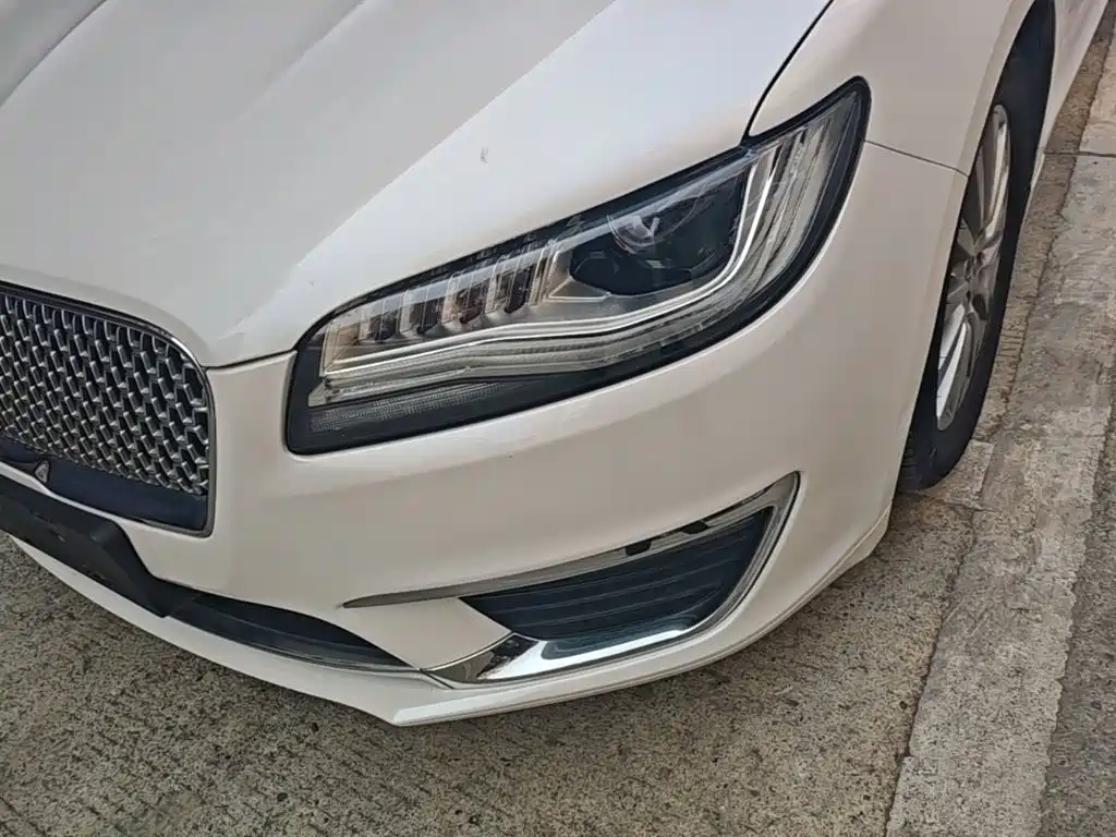 Lincoln MKZ — миниатюра 24
