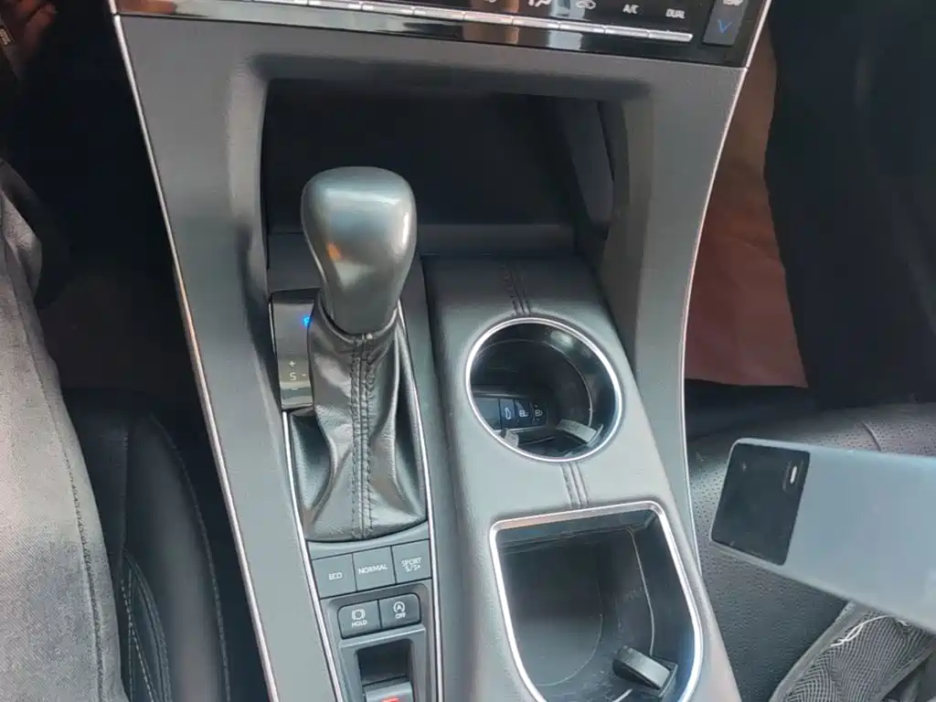 Toyota Avalon — миниатюра 14