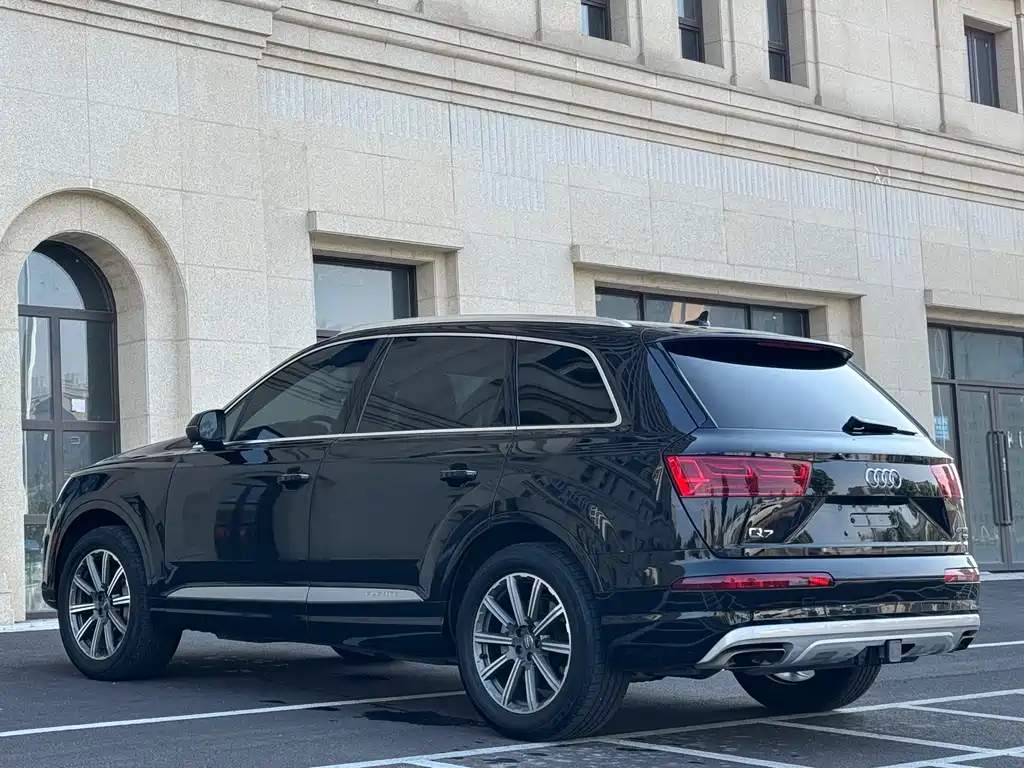 Audi Q7 — миниатюра 29