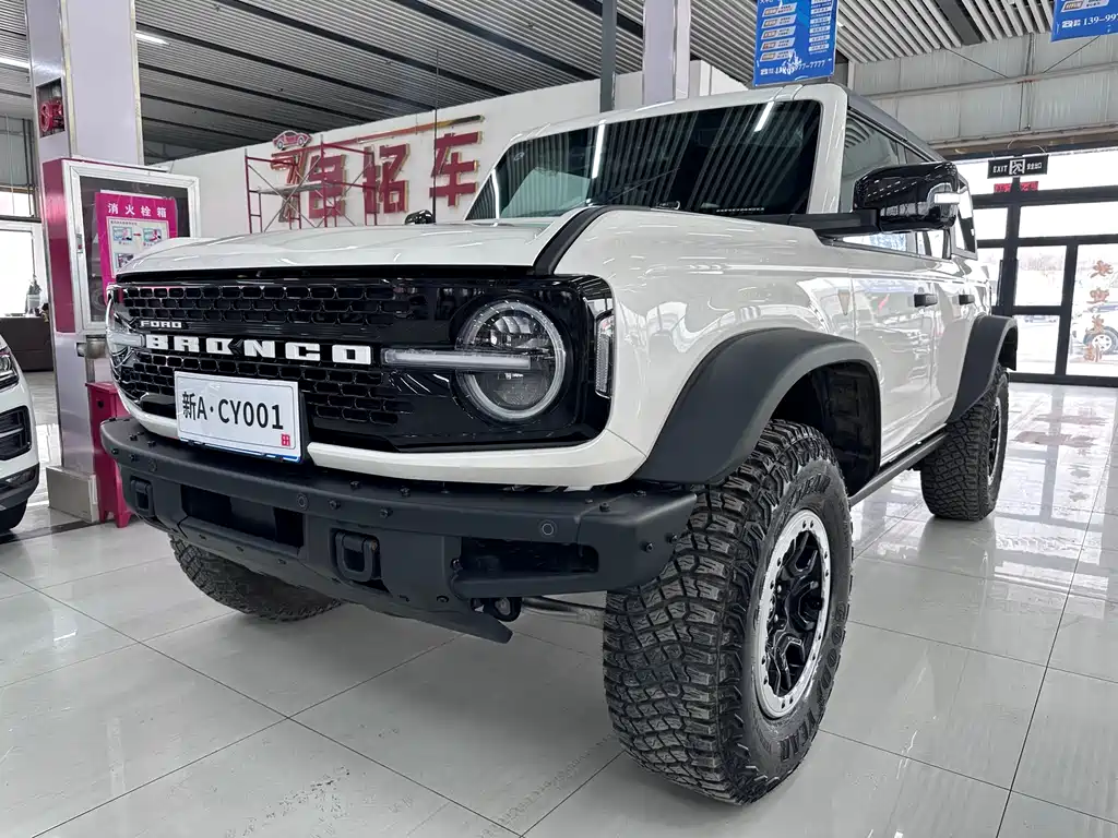 Ford Bronco 2025