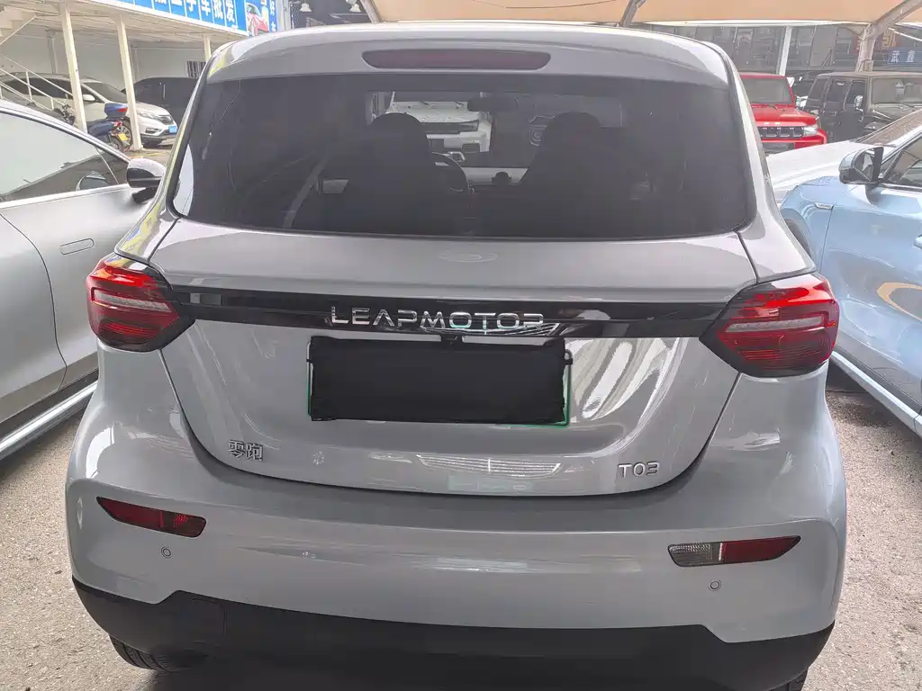 Leapmotor Leapmotor T03 — миниатюра 8