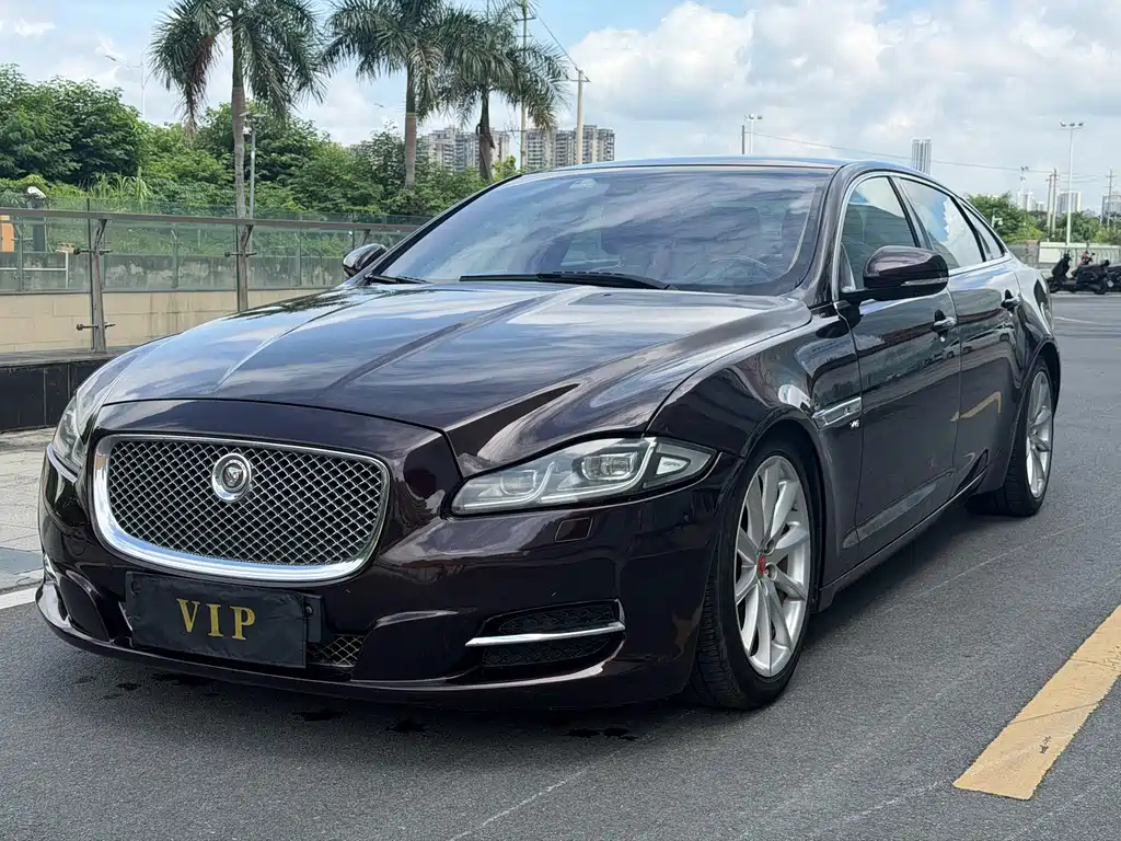 Jaguar XJ XJL 3.0 SC Cambridge Limited Edition, фото 3
