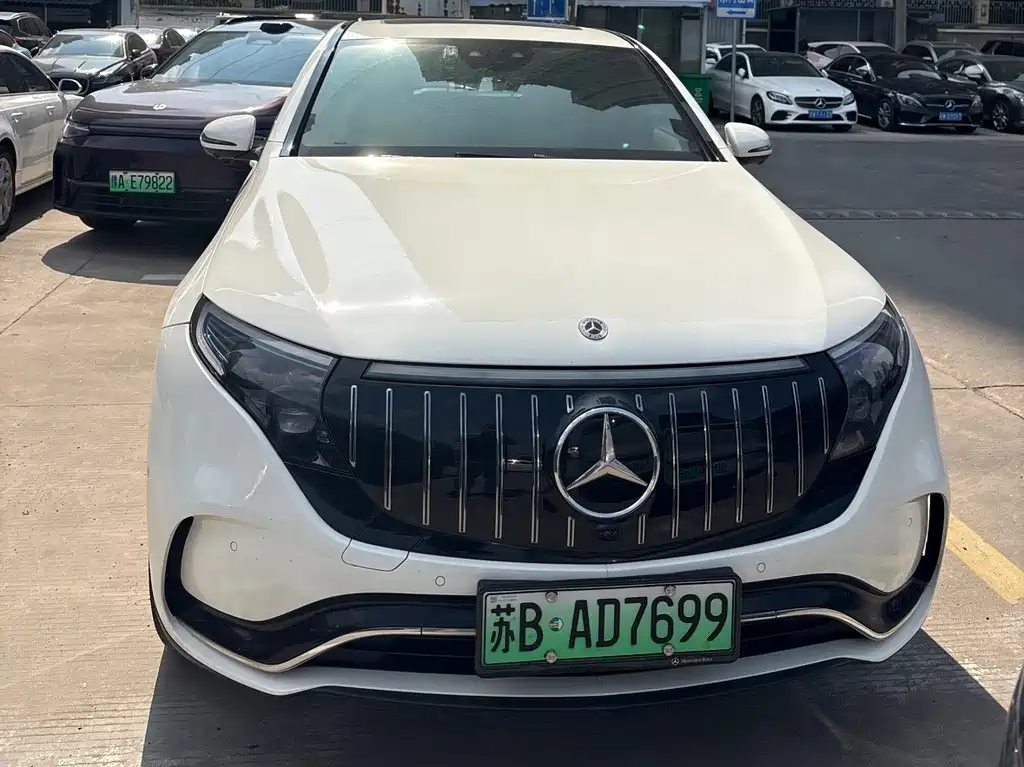 Mercedes-Benz EQC — миниатюра 2
