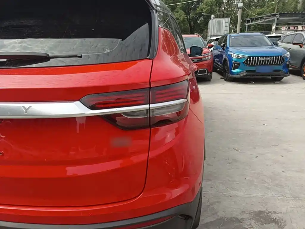 Geely Binyue — миниатюра 8