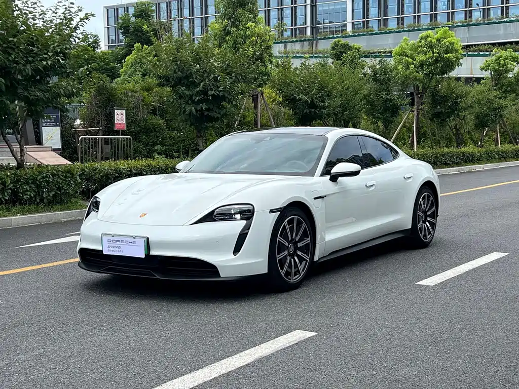 Porsche Taycan