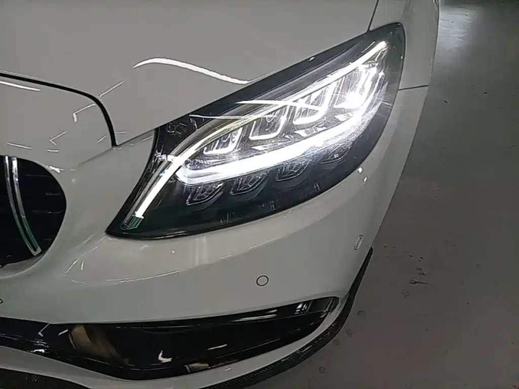 Mercedes-Benz C-Class (Import) — миниатюра 24