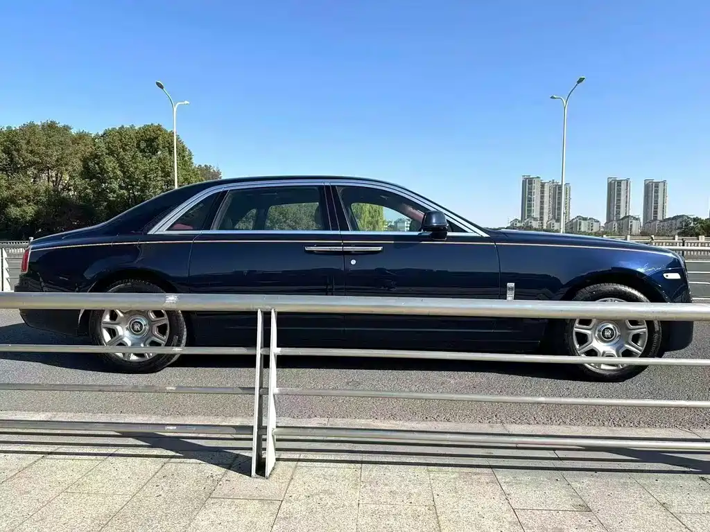 Rolls-Royce Ghost — миниатюра 3