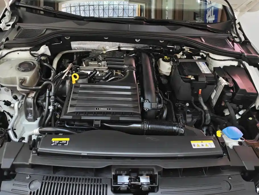 Volkswagen Golf — миниатюра 10