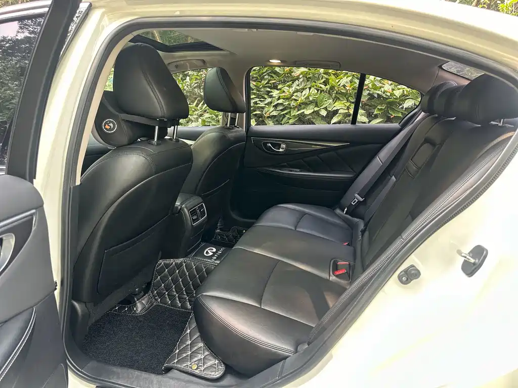Infiniti Q50L — миниатюра 10
