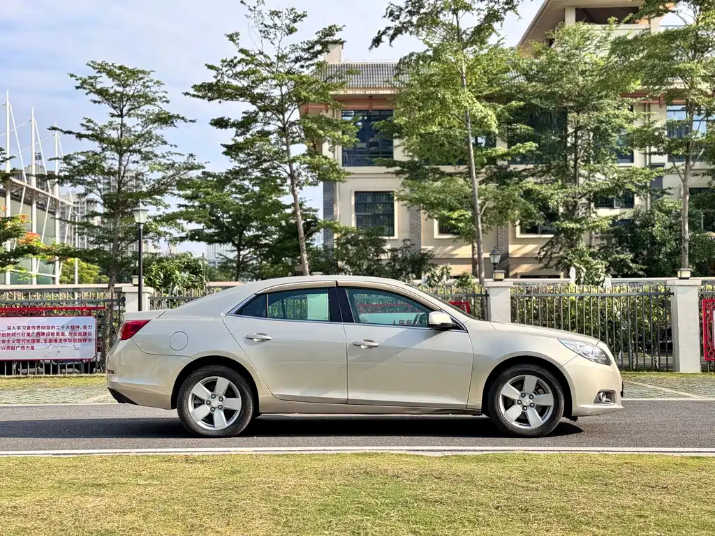 Chevrolet Malibu — миниатюра 5