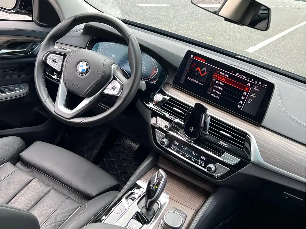 BMW 6 Series GT — миниатюра 12