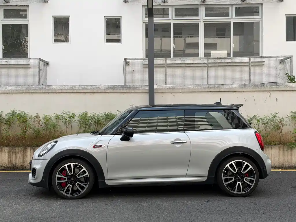 MINI Mini JCW — миниатюра 7