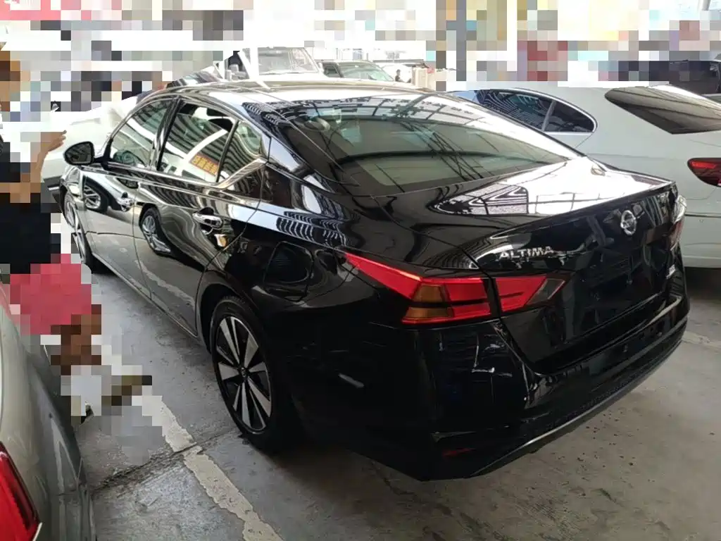 Nissan Teana — миниатюра 5