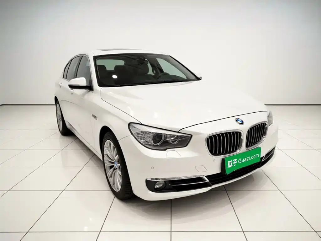 BMW 5 Series GT — миниатюра 3