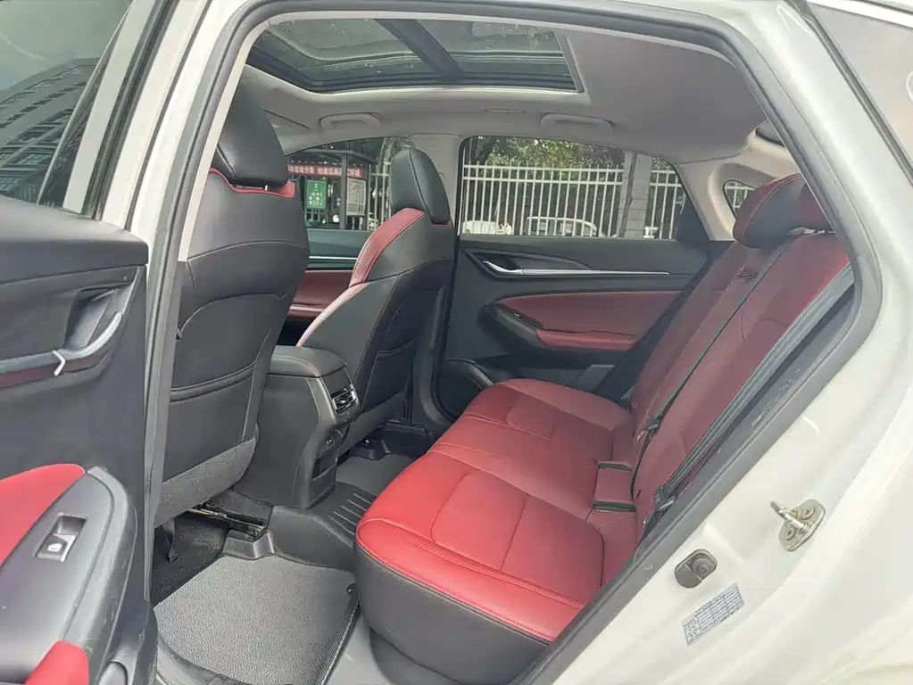 Changan Eado — миниатюра 6
