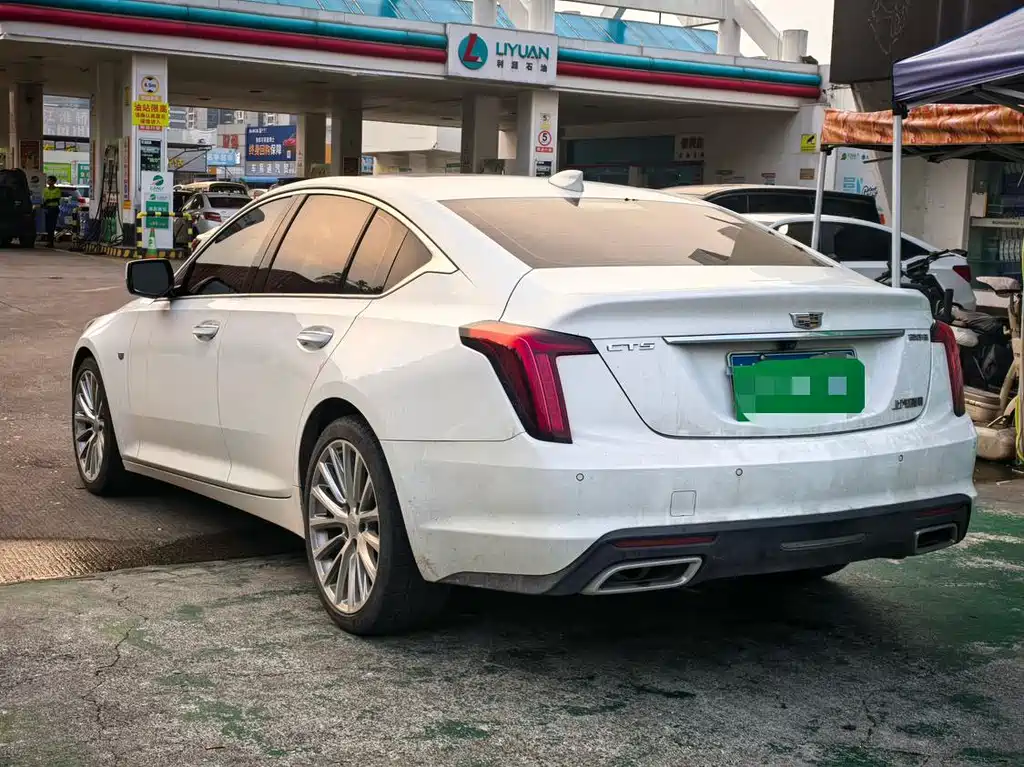 Cadillac CT5 — миниатюра 6